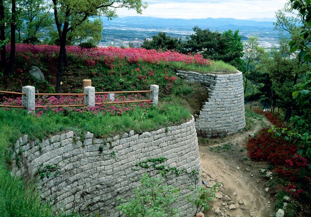 설봉산성
